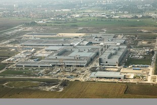 Mercedes-Benz Manufacturing Hungary v září 2010