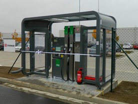 Nová plnicí stanice na CNG v areálu DB Schenker