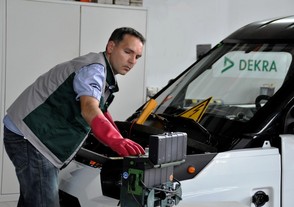 StreetScooter při testu elektrické bezpečnosti