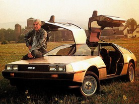 DeLorean DMC-12 a John Z. DeLorean