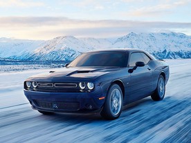 Dodge Challenger GT AWD