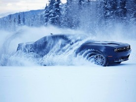 Dodge Challenger GT AWD