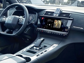 DS 7 Crossback Louvre