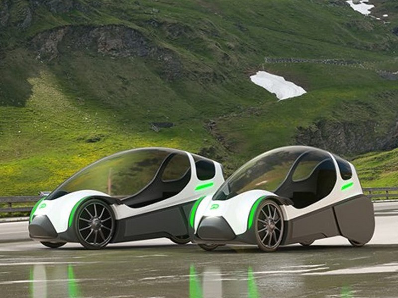 Velomobil se dvěma elektromotory