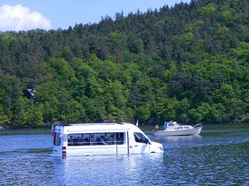 Enjoy Sprinter Bus Akva1 - setkání na hladině Slapského jezera