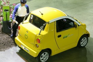 Elektromobily mohou do automobilového průmyslu přivést nové výrobce