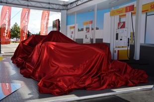 Kampaň Shell - monopost F1 Ferrari ze stavebnice Lego