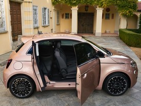 Fiat 500e 3+1 la Prima