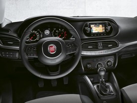Fiat Tipo Street 