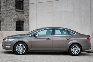 Ford Mondeo 5 door