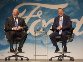 Jim Hackett a Bill Ford