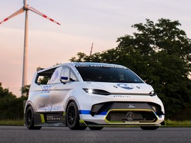 Ford Pro Electric Super-Van