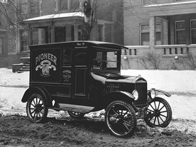 Ford Model TT Panel Delivery Truck 1920
