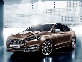 Ford Vignale Mondeo 4 Door 2