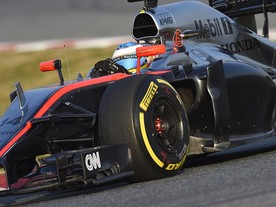 Formule & motorsport - jaro 2015 - tajuplná nehoda Fernanda Alonsa