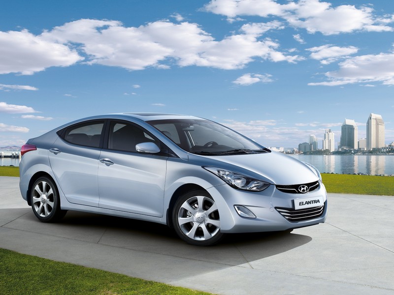 Hyundai Elantra Severoamerickým autem roku 2012