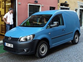autoweek.cz - Volkswagen Caddy se samočinným parkováním