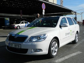 autoweek.cz - První kontakt s Octavií na elektrický pohon