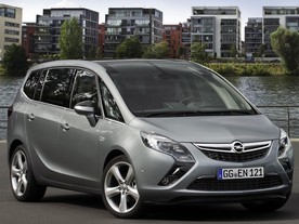 autoweek.cz - Opel v roce 2011 v České republice