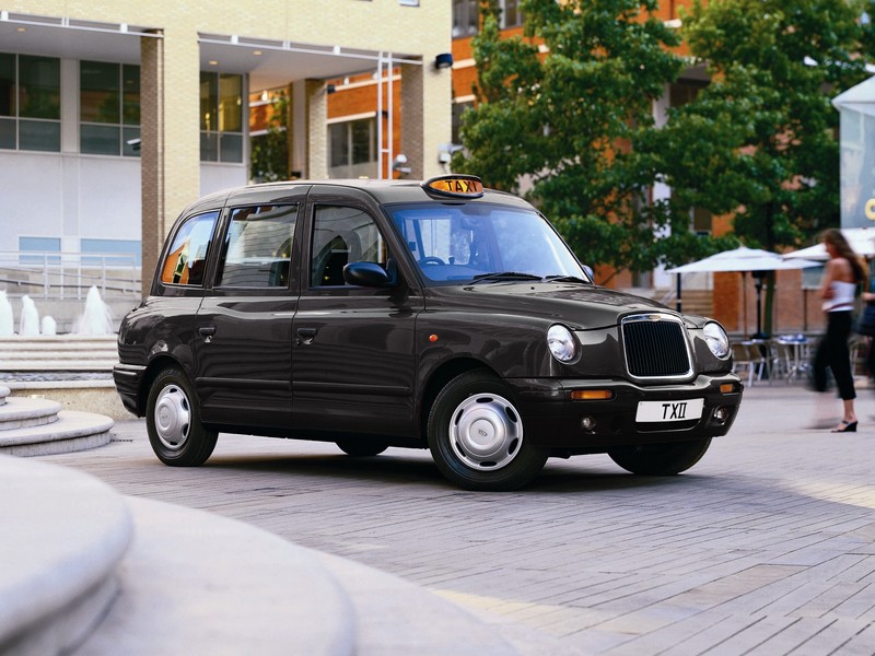 Starosta Londýna chce zakázat staré černé taxíky