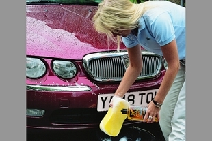 autoweek.cz - Rizikové staré výrobky na údržbu automobilu 