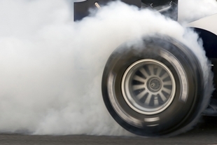 autoweek.cz - F1 se automobilkám vymkla z kontroly
