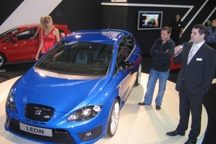 autoweek.cz - Seat Leon Cupra R hvězdou Autoshow Praha