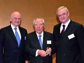 autoweek.cz - Osamu Suzuki vs. Martin Winterkorn