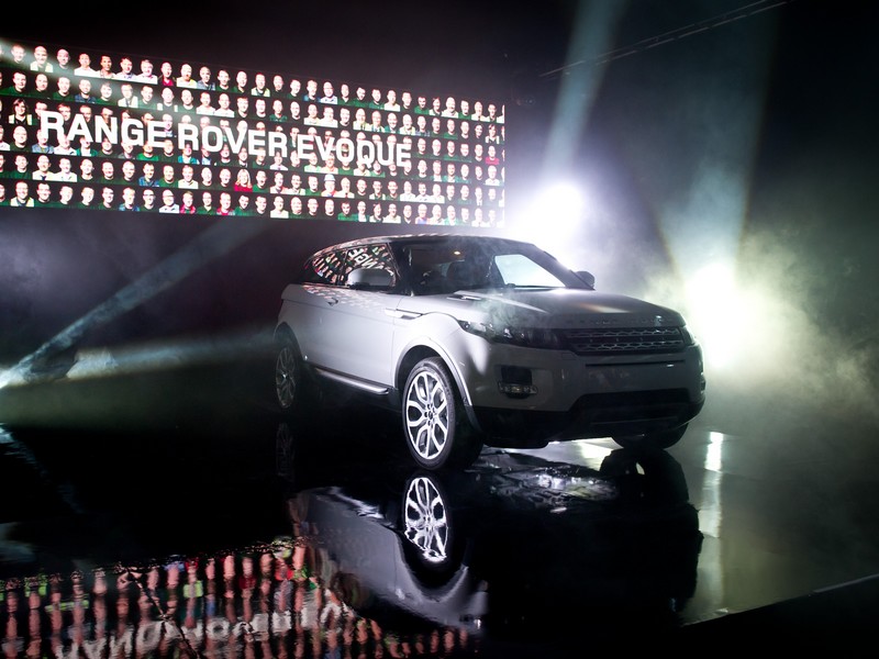 Tata Motors posiluje díky Land Roveru