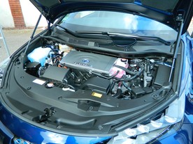 Toyota Mirai: elektrický pohon napájený palivovými články na vodík
