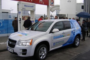 GM HydroGen4 při tankování