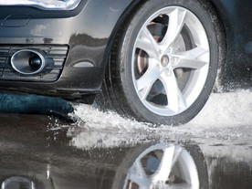 autoweek.cz - Jezdit ještě na zimních pneumatikách není rozumné