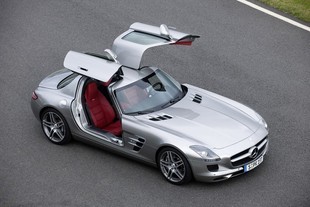 Mercedes-Benz SLS AMG