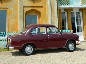 Hindustan Ambassador Classic 1800 SZ