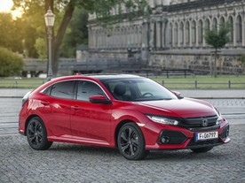 autoweek.cz - Honda pro Civic nevynechá ani turbodiesel