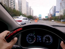Hyundai usnadní řízení sluchově handicapovaným