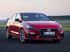 autoweek.cz - Nová sportovní verze hatchbacku z Nošovic