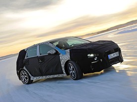 Hyundai i30 N - testy v Arjeplogu 