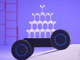 Platforma pro všestrannou mobilitu MobED (Mobile Eccentric Droid