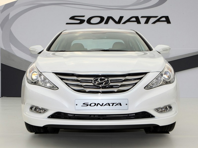 Hyundai Sonata 2011 - nový sedan střední třídy