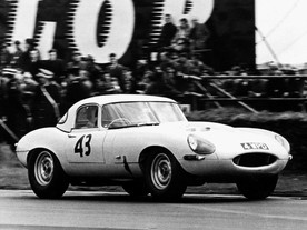 Jaguar E-Type Lightweight v roce 1963