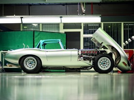 Jaguar E-Type Lightweight 