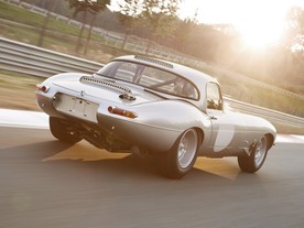 Jaguar E-Type Lightweight 