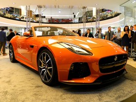 autoweek.cz - Jaguar F-TYPE SVR - první Jaguar s označením SVR