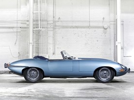 Jaguar E-Type convertible