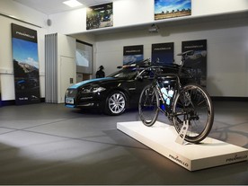 Jaguar XF Sportbrake with Pinarello bike