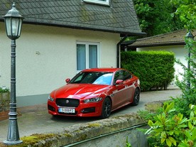 Jaguar XE R-Sport MY18 