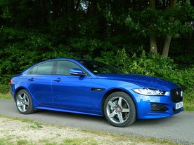 Jaguar XE 25t AWD R-Sport MY18