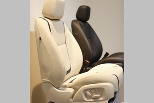 Sedadla Jaguaru XF