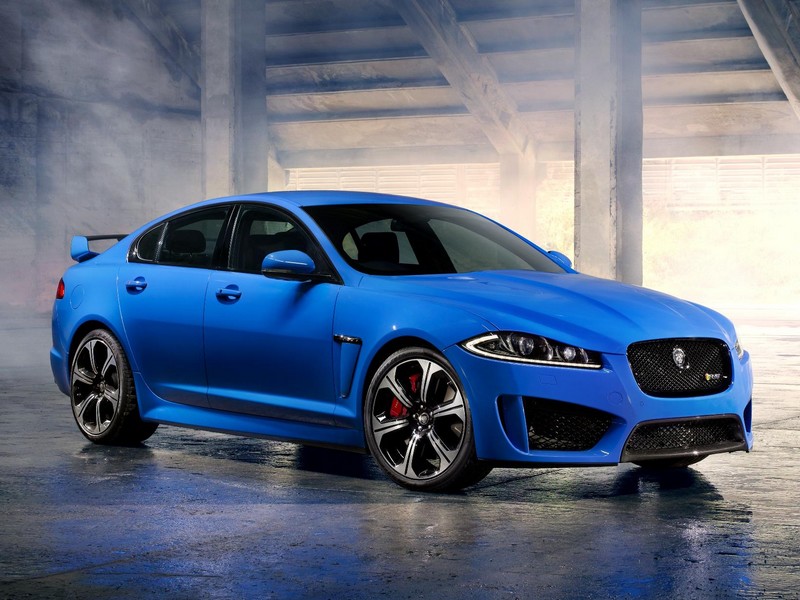 Jaguar v Los Angeles předvedl XFR-S 